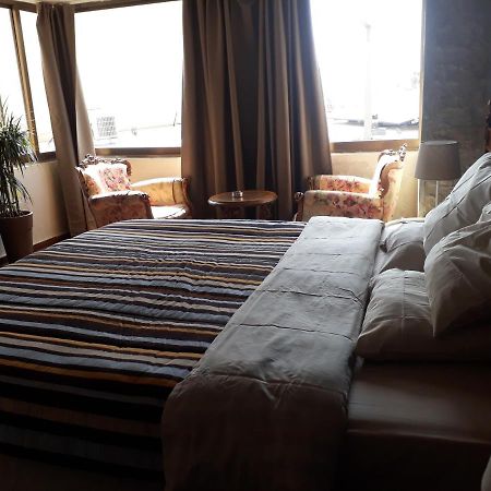 Karavella Vintage Apartment Paphos Ngoại thất bức ảnh