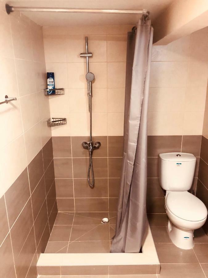 Karavella Vintage Apartment Paphos Ngoại thất bức ảnh